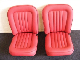 Please Select Colour: Red
